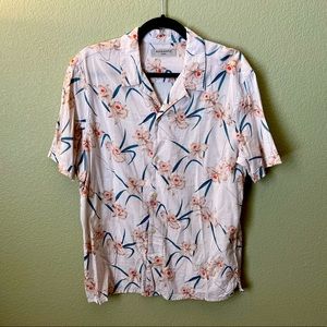 “Aaru” Short Sleeve Floral Shirt